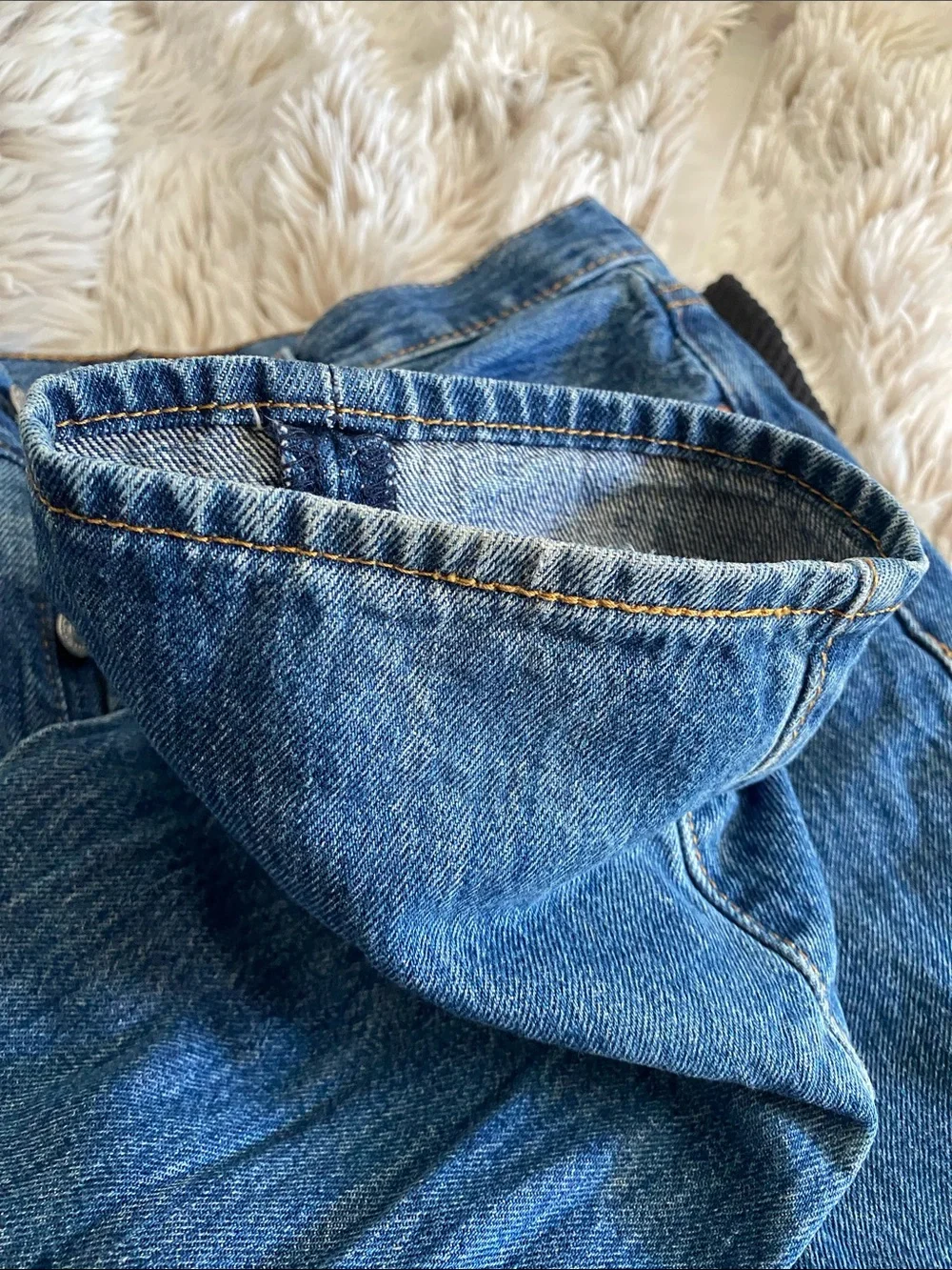 Levi's 501 Men's Dark Blue Straight Jeans with Button Fly 30x34